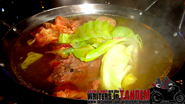 Photo taken at Diner's Original Bulalo by David Christopher Hizon