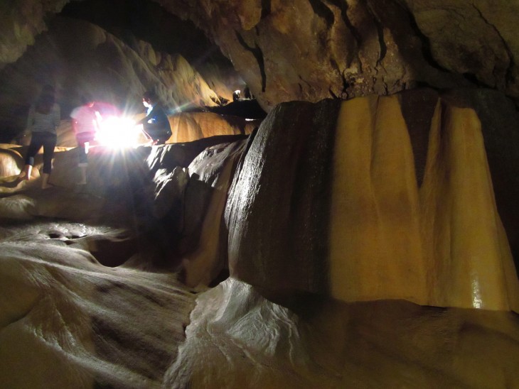 Part of the King and Queen's Curtain, the most famous cave formation inside Sumaguing Cave. Photo by Ken Marshall via Flickr Creative Commons (CC BY 4.0)