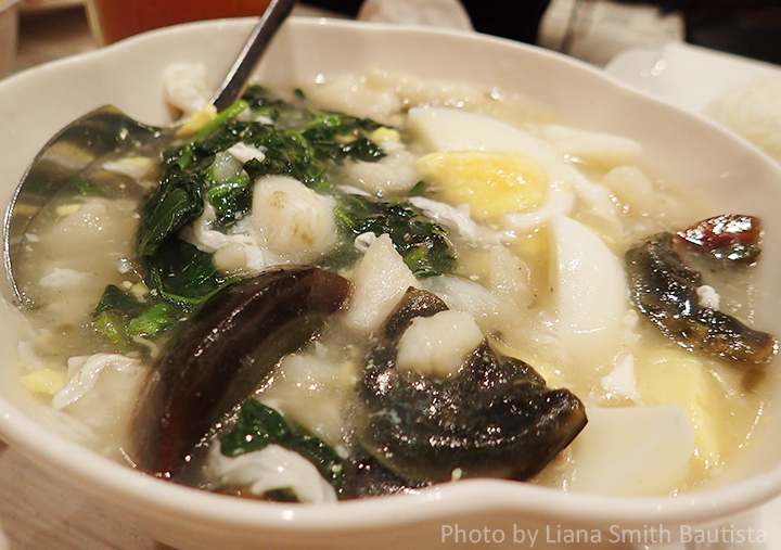 Spinach with Century Egg in Superior Stock