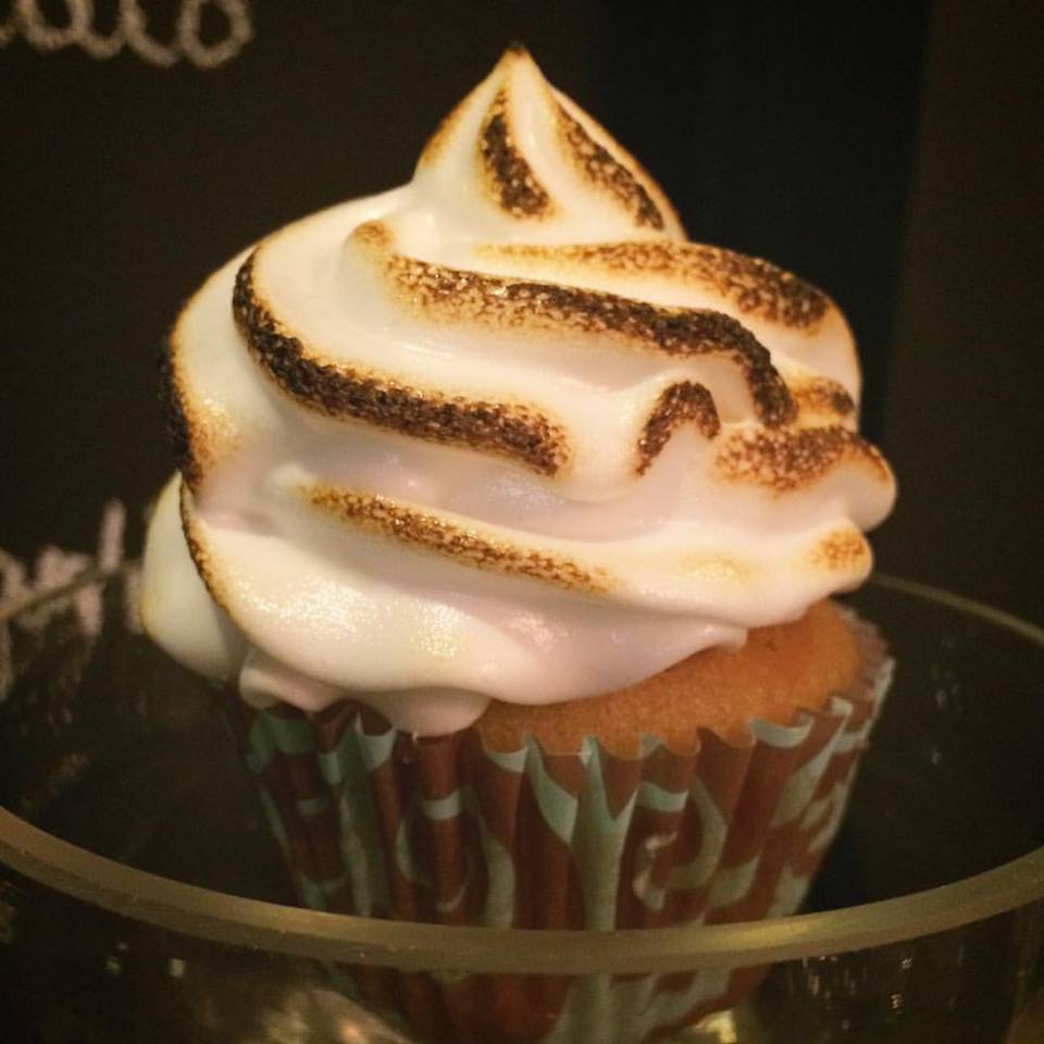 Lemon Meringue Cupcake