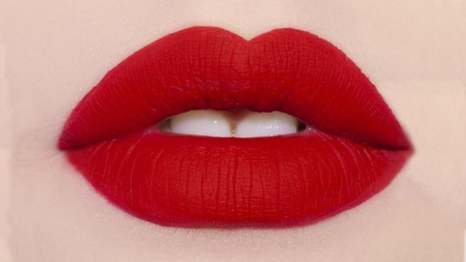 Red Full Lipstick