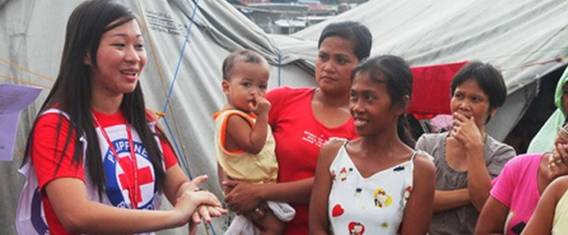 A Philippine Red Cross Member