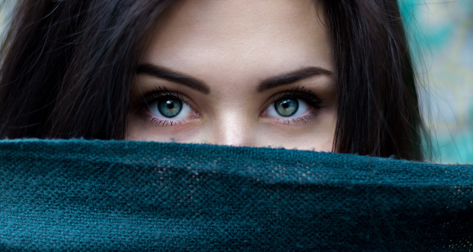 Close Up Shot of a Woman to her Eyes