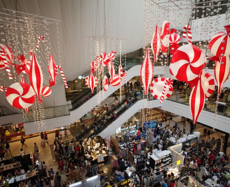 Christmas shopping in the Philippines