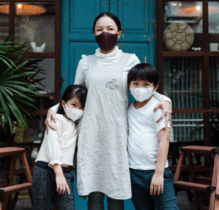 mother with her children